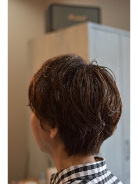 スイ(Sui) マッシュショートパーマ