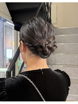 デイジードゥ(Daisy duex) 大人めシニヨン/ヘアアレンジ