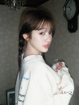 ルイス(L'wis) 桜木心菜ちゃん/ブリーチなしアッシュブラウン/シースルー前髪