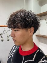 カーム(calm)&nbsp;MEN’S HAIR/波巻ツイストスパイラル/フェザーパーマ/鹿島田