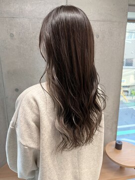 エウペ 渋谷(WEUPE) 斜めバング/グレージュカラー/デザインカラー/シルキーベージュ