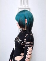 ミュー(Mu)&nbsp;デザインカラー　ハッシュカット　レイヤーカット　ブリーチ