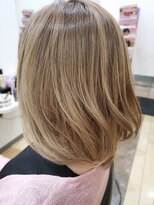 リノ(Lino)&nbsp;ハイトーンベージュ系カラー