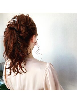 ブランシュ(Branche) ポニーテールアップ