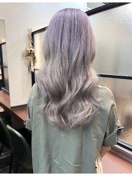 プチメゾントウキョウ(Petit Maison Tokyo) ホワイトシルバー_ケアブリーチ