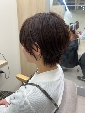 ユニ 江坂(Uni.) ショートウルフ イメチェン/ハッシュカット/似合わせカット