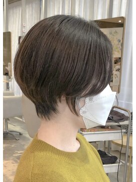 ベロー(BeLLo) アッシュ/ショート /岡山/ハンサムショート