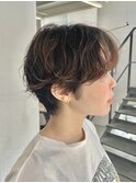 20代30代40代くせ毛風パーマ丸みショート小顔カット抜け感