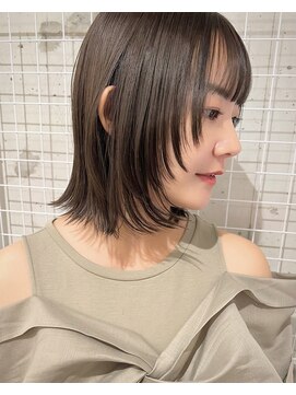 ツム(zum) ボブ＋フェイスレイヤー