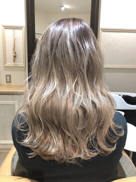 トゥーリ よろずや通り店(tuuli) tuuli 長崎◇大人かわいい 20代30代40代の髪質改善 縮毛矯正