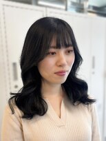 アリュウル 表参道 青山(Allure) 艶感ブルーブラック×ミディアムレイヤー◎佐藤