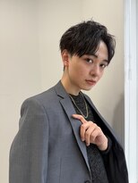 ヨロ(YORO)&nbsp;アップバングスタイル