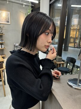 ミィ 表参道(mee.) 似合わせカット ボブヘア 縮毛矯正 ミニボブ 切りっぱなしボブ