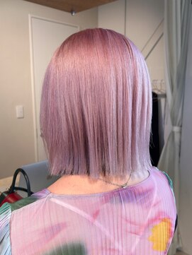 エルム 原宿 表参道(yelm) ブリーチ2回からできるペールピンクカラータッセルボブ