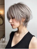 アイドットプラス 表参道(i.+omotesando)&nbsp;前髪小顔ハイトーンカラー大人ショートボブヘア20代30代40代