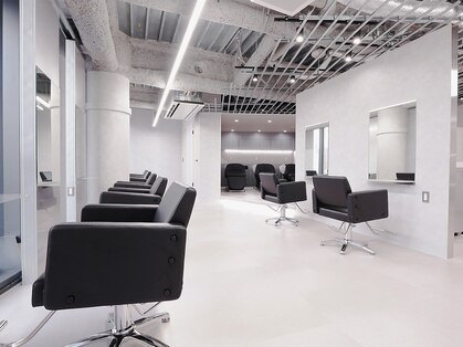 エルマーク 梅田(L-MARK)の写真