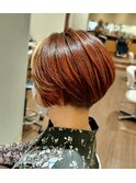 【大人女性】ネープシェイブショートボブ