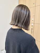 モリオ フロム ロンドン 成増店 【morio成増 セリザワ】ぱっつんボブ プレイングカラー