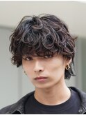 渋谷波巻きパーマメンズカットルーズパーママッシュウルフ入学式