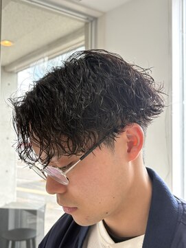 レボ 神宮寺店(Revo) 刈り上げて作る。波巻きスパイラルパーマ