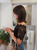 ブラウン(BROUN)&nbsp;ブリーチなし透明感カラー　レイヤーカット