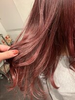 エスカーラ 表参道(THE ESCALA)&nbsp;ブリーチありのチェリーレッド【タビラマユミ】