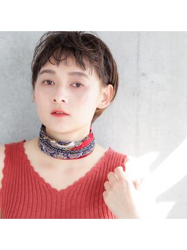 アニータバイガネイシャ(Aujua anita by ganesha) 丸みショート#髪質改善#長浜#ブリーチ#ダブルカラー