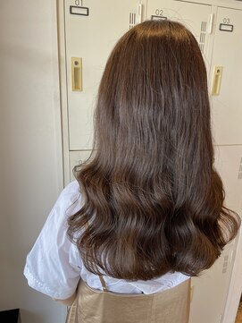 サラ(sarah) 透明感ロングカラー