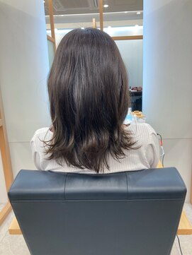 リュクスバトーバイトリコ 船橋南口店(Luxe BATEAU by tricot) オリーブベージュ大人レイヤー/20代30代40代