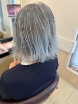 カール 鶴川店(K:R) バレイヤージュ×ブルーシルバー