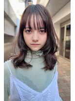 リークフー(Ree cu fuu)&nbsp;10代20代30代40代 前髪　内巻きミディアムレイヤー　藤沢