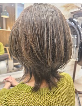 レスタ(ReSTA.) 大人可愛いウルフカット