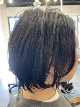 レイリー(LAiLy) レイヤーボブゆるパーマMIX