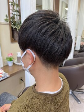 コアフィールフィス(COIFFURE fils) 《見附　今町》大人メンズ　ナチュラルショート刈り上げ