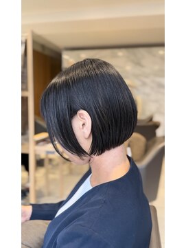 キャリ(CALI) 耳掛けショートボブ≪CALI・田町・三田・美容室・平林≫
