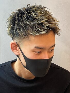 エルマーク 渋谷(L-MARK) ハイライトツイストパーマアップバング短髪メッシュ