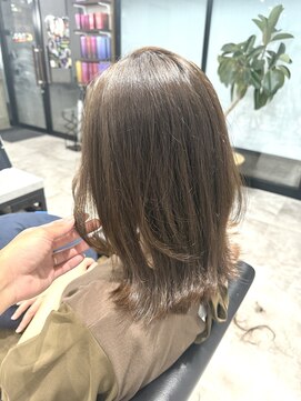 ネオ(neo.) ベルボブ/結べるボブ/ボブレイヤー/レイヤーボブ/カーキベージュ