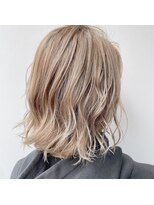 ルッソ チアロ(Lusso chiaro)&nbsp;シアーベージュ