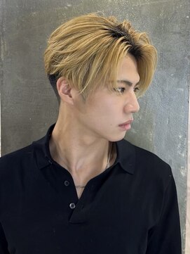 メンズサロン キング 心斎橋店(Men’s salon K!ng) フェザーショートアップバングセンターパートメンズハイライト