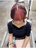 ピンクとブラックのセクションカラー