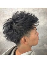 アンダーバーホワイト 阪神西宮店(_WHITE)&nbsp;メンズ　ツーブロック　スパイキーショート