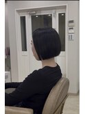 【顎ラインでピタッと決まる】大人のコンパクトミニボブ