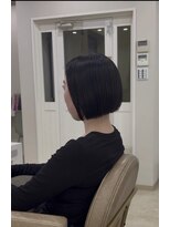 ラナン(Ranun) 【顎ラインでピタッと決まる】大人のコンパクトミニボブ