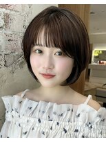アフロート ルヴア(AFLOAT RUVUA)&nbsp;〔岩田莉奈〕40代50代お洒落な白髪染ショートボブ新宿ケアカラー
