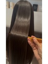 ブルームフラワーズ(BLOOM FLOWERS) カット+オージュアミラジェリートリートメント