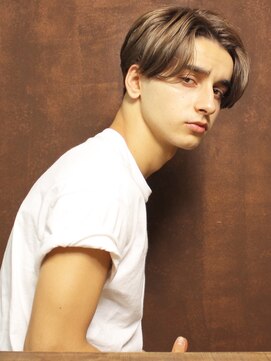 シアンデルカ(CYANDELUCCA) 外国人風センターパートショート