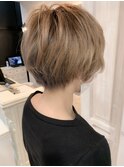 福山市Caary人気ショートヘア ショートボブ  バレイヤージュ