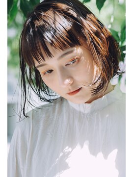 ウェーブ(WAVE) ベーシックなヘアスタイルに少し個性をプラスしておしゃれボブに