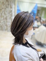 ネオリーブソラ 相模大野店(Neolive sola)&nbsp;くびれウルフレイヤー×白髪ぼかしハイライト[sola:neolive]