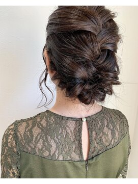 ヘアーデザイン ルシア(Hair Design Lucia) 編み込みアレンジ